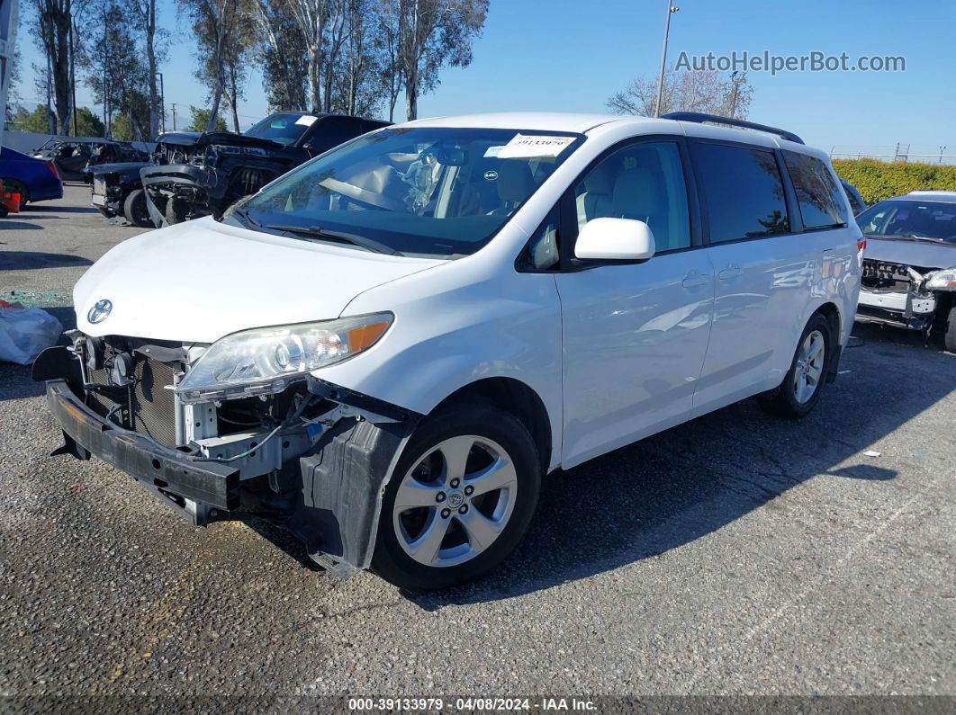 2014 Toyota Sienna Le V6 8 Passenger White vin: 5TDKK3DC6ES442391