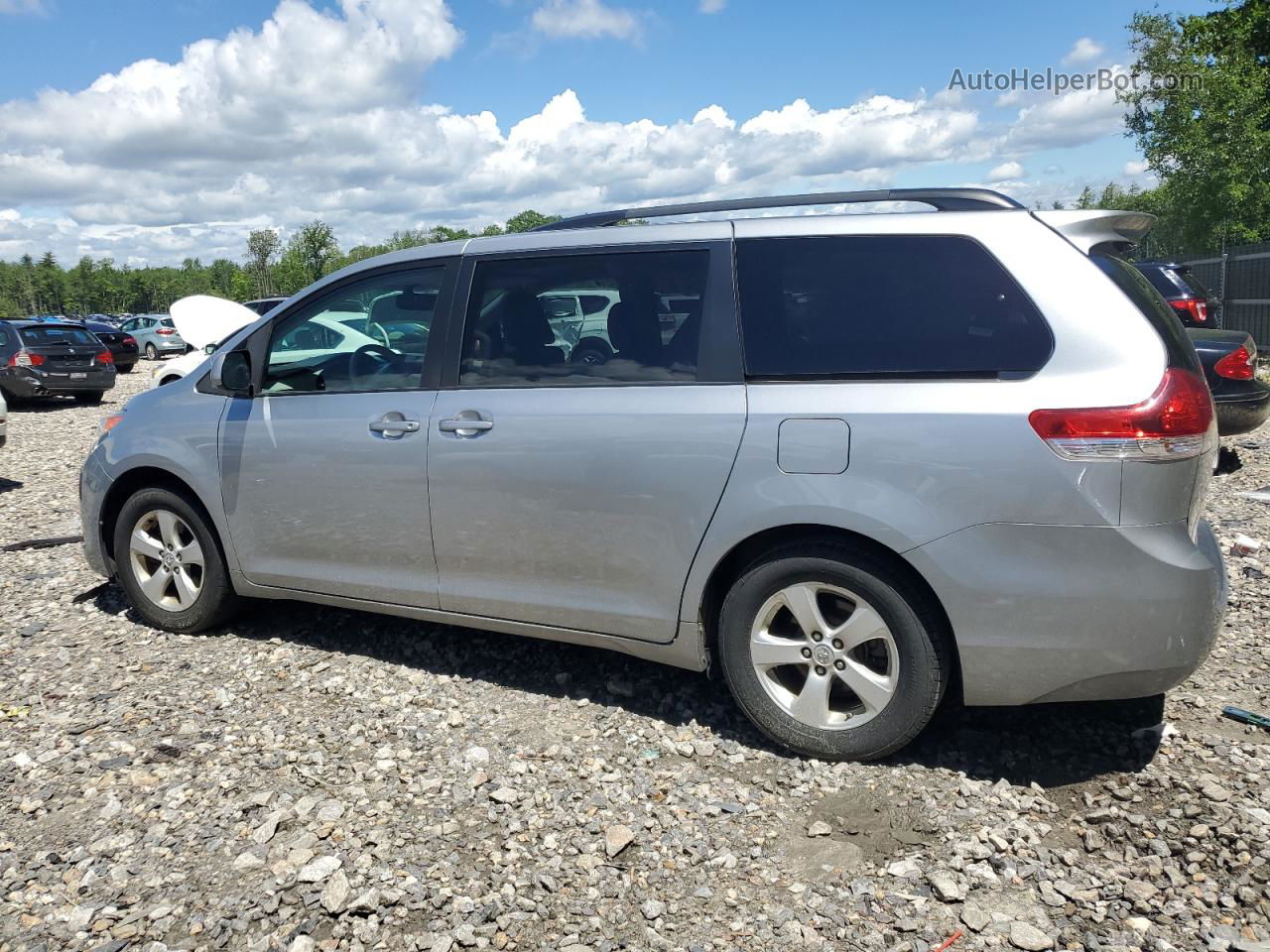 2014 Toyota Sienna Le Silver vin: 5TDKK3DC6ES465654