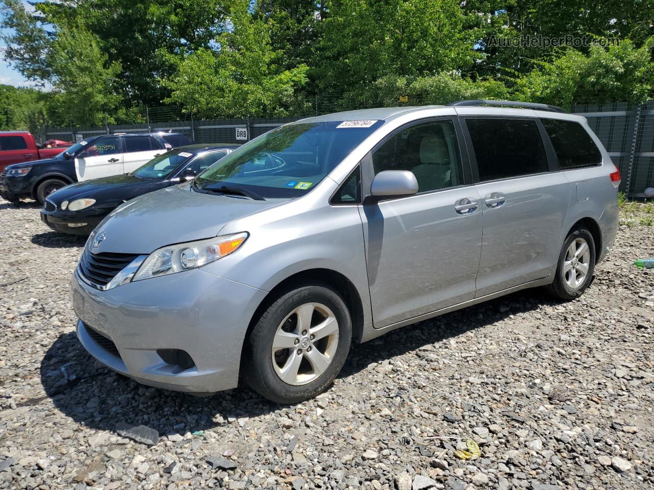 2014 Toyota Sienna Le Silver vin: 5TDKK3DC6ES465654