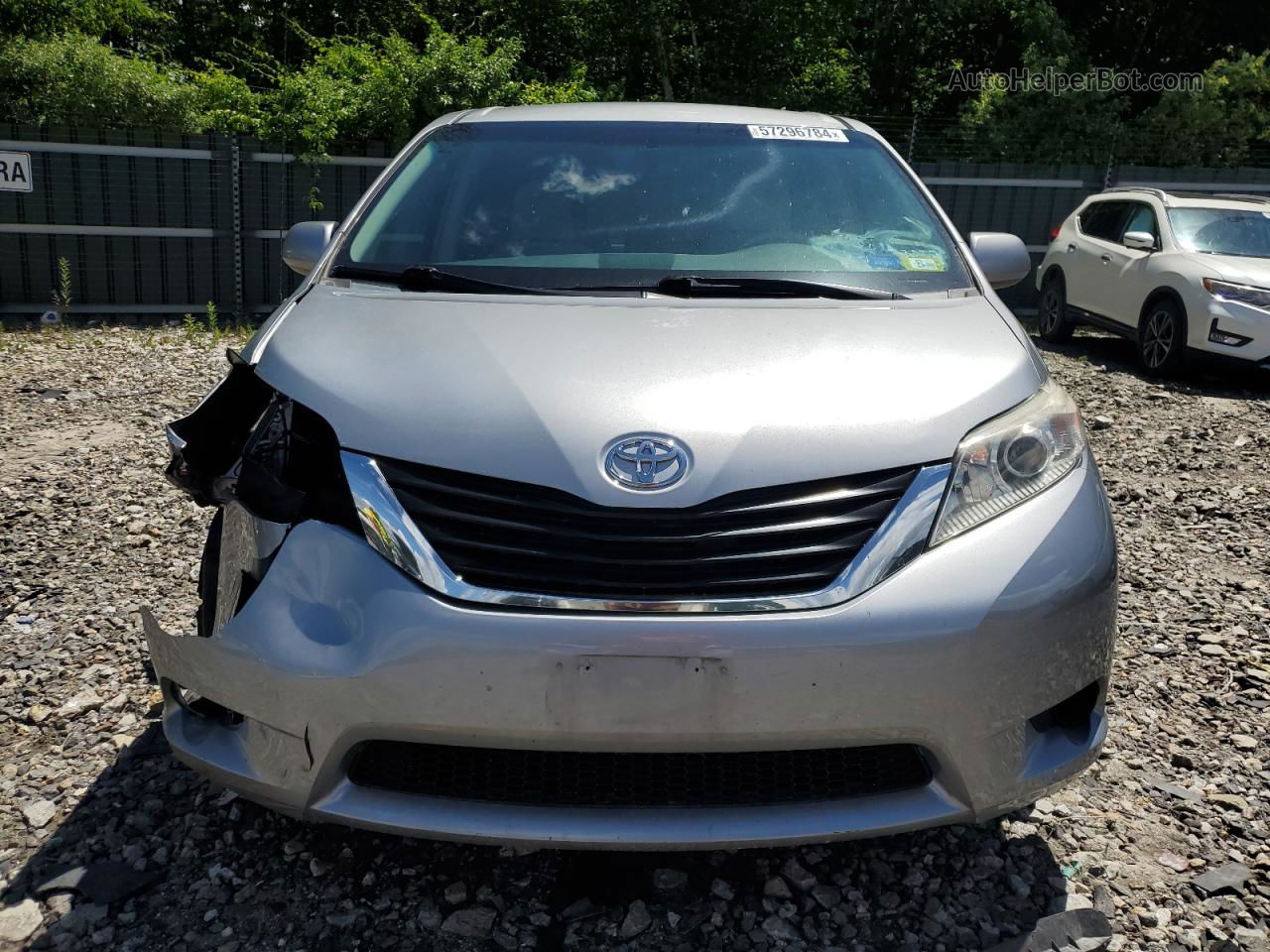 2014 Toyota Sienna Le Silver vin: 5TDKK3DC6ES465654