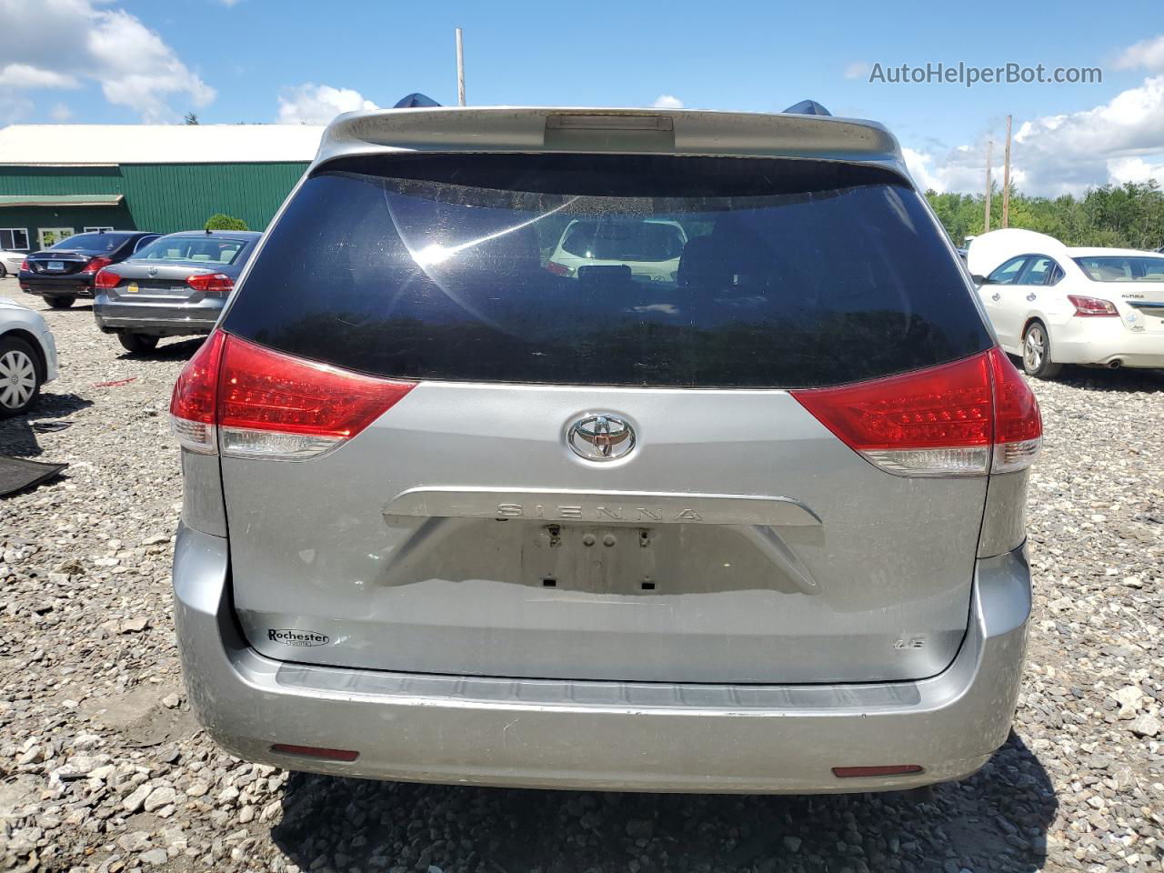 2014 Toyota Sienna Le Silver vin: 5TDKK3DC6ES465654