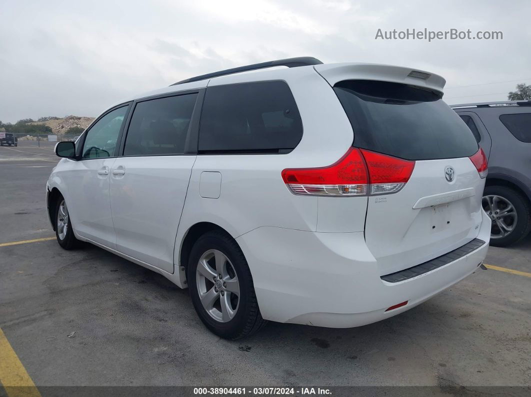 2014 Toyota Sienna Le V6 8 Passenger White vin: 5TDKK3DC6ES485063