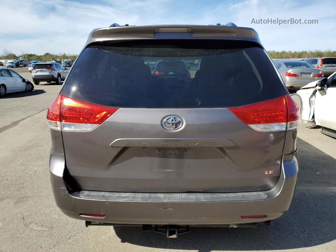 2014 Toyota Sienna Le Gray vin: 5TDKK3DC7ES410713