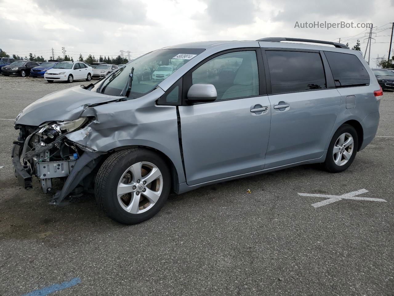 2014 Toyota Sienna Le Silver vin: 5TDKK3DC8ES443249