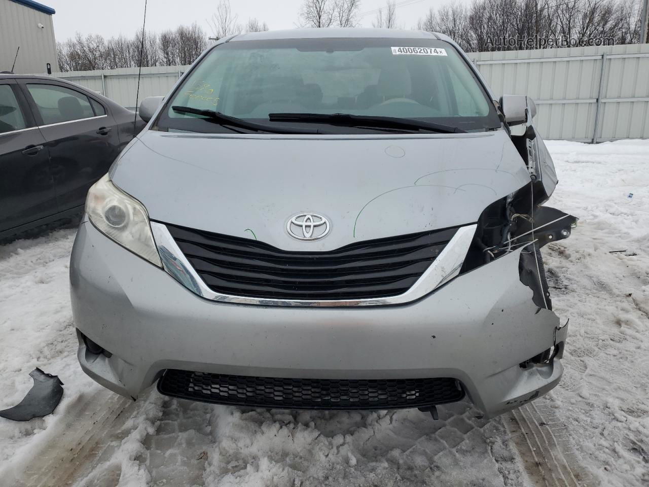 2014 Toyota Sienna Le Silver vin: 5TDKK3DC9ES425214