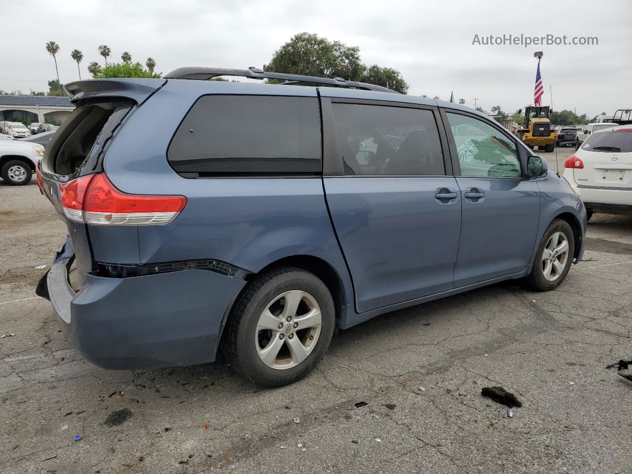 2014 Toyota Sienna Le Blue vin: 5TDKK3DC9ES503328