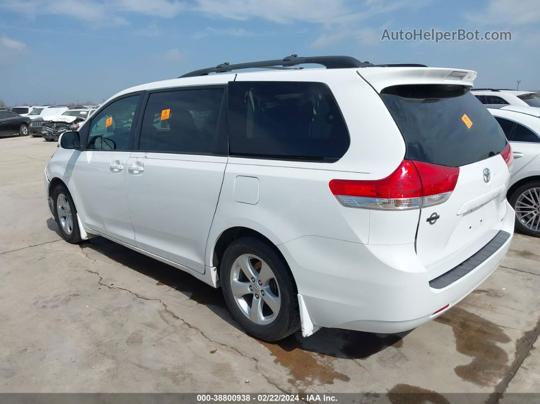 2014 Toyota Sienna Le V6 8 Passenger White vin: 5TDKK3DCXES430728