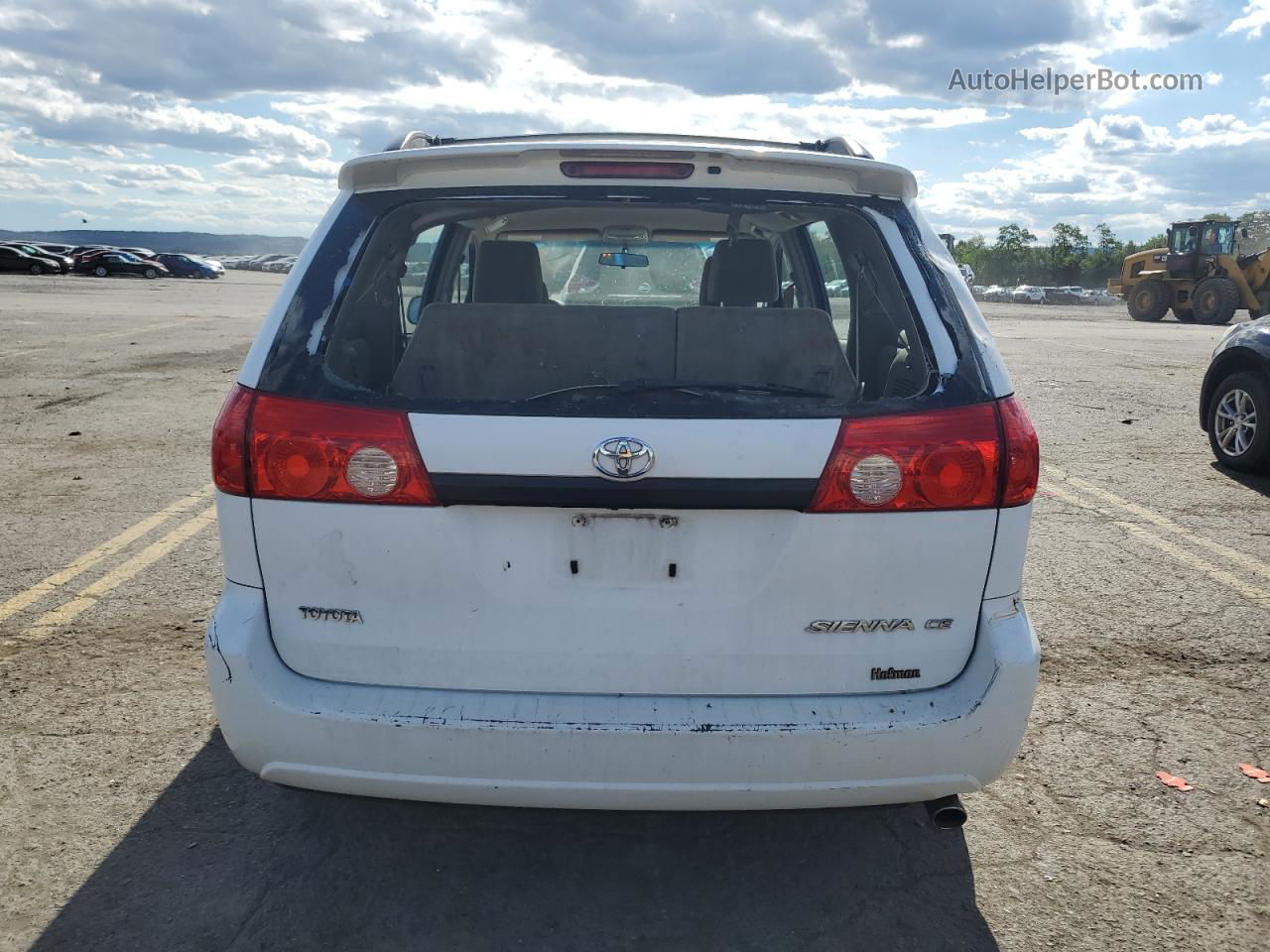 2010 Toyota Sienna Ce White vin: 5TDKK4CC0AS311068