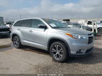 2016 Toyota Highlander Xle V6 Серебряный vin: 5TDKKRFH1GS131353