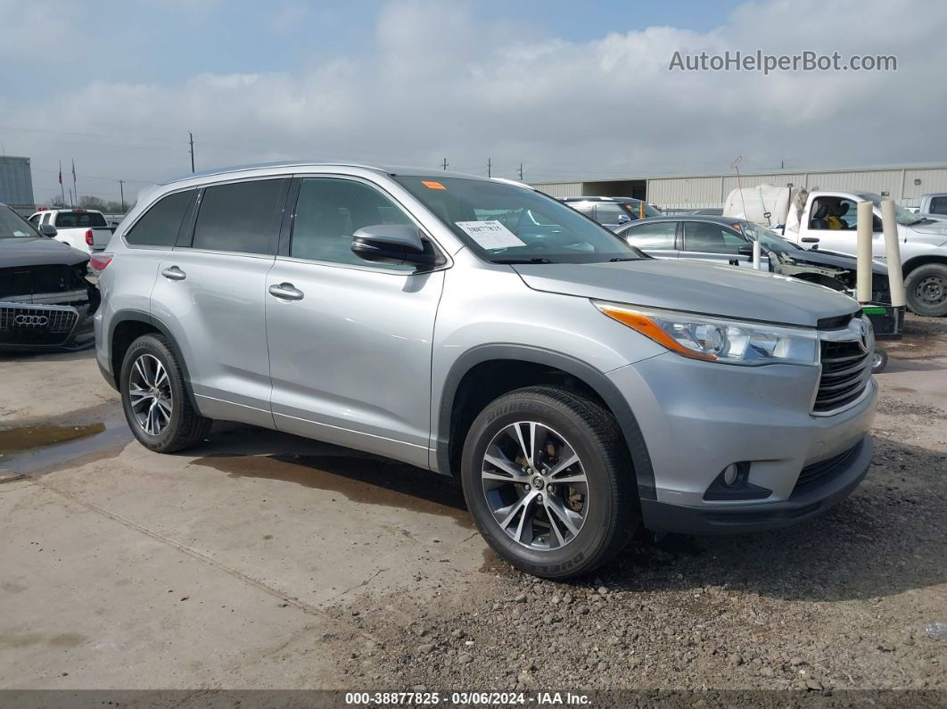 2016 Toyota Highlander Xle V6 Silver vin: 5TDKKRFH1GS131353