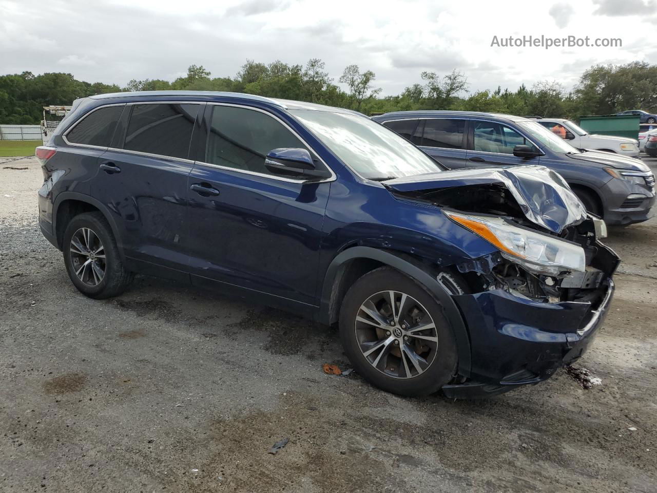 2016 Toyota Highlander Xle Blue vin: 5TDKKRFH4GS140578