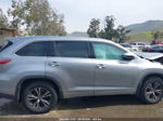 2016 Toyota Highlander Xle V6 Silver vin: 5TDKKRFH5GS172388