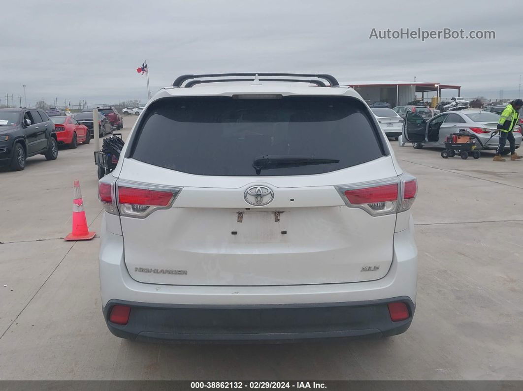 2016 Toyota Highlander Xle V6 Белый vin: 5TDKKRFH6GS140887