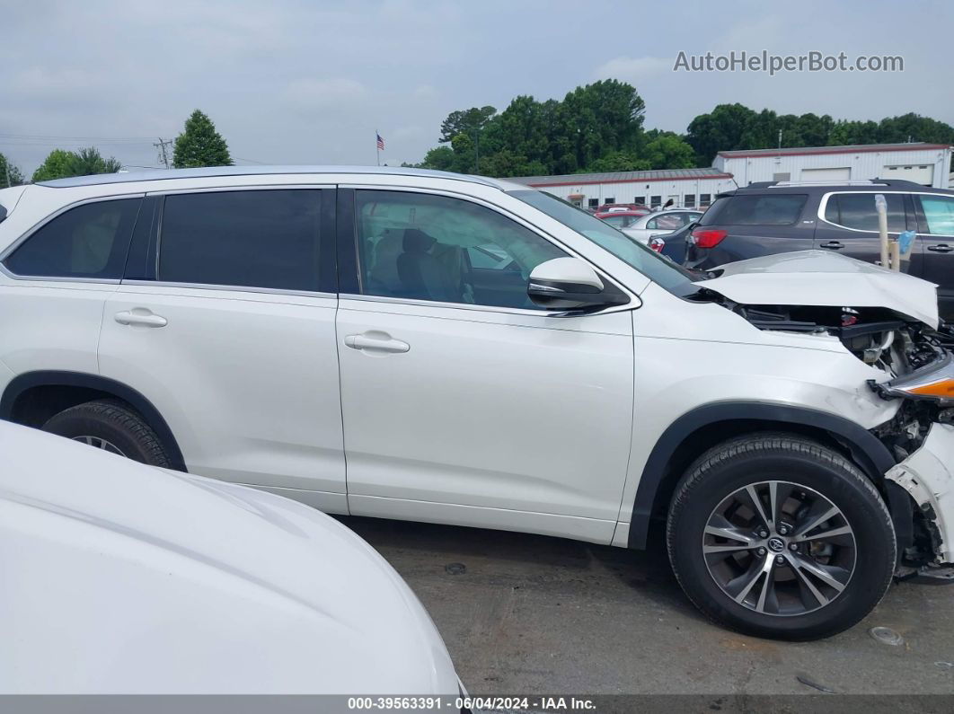 2016 Toyota Highlander Xle V6 Белый vin: 5TDKKRFH8GS505571