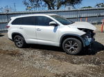 2016 Toyota Highlander Xle Белый vin: 5TDKKRFHXGS169258