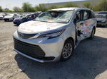 2022 Toyota Sienna Le Silver vin: 5TDKRKEC0NS105865