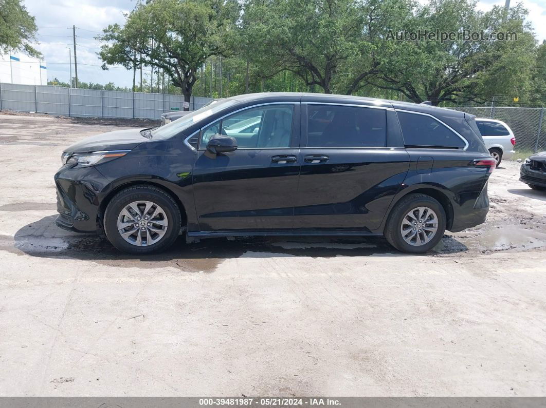 2022 Toyota Sienna Le Black vin: 5TDKRKEC0NS117627