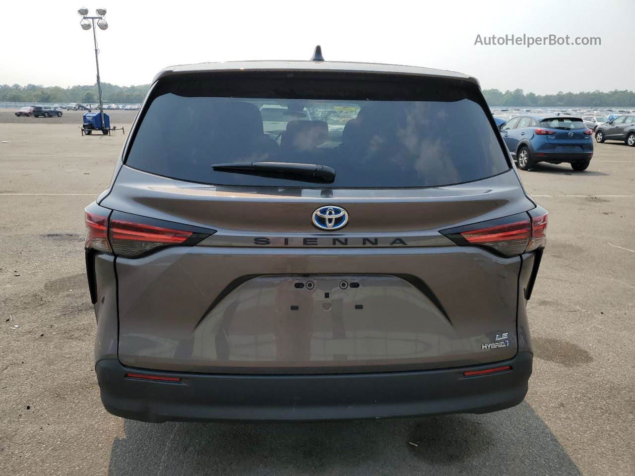 2022 Toyota Sienna Le Угольный vin: 5TDKRKEC2NS122280