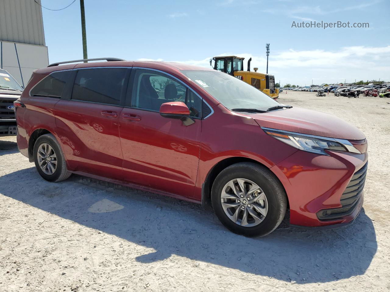 2022 Toyota Sienna Le Red vin: 5TDKRKEC3NS077785