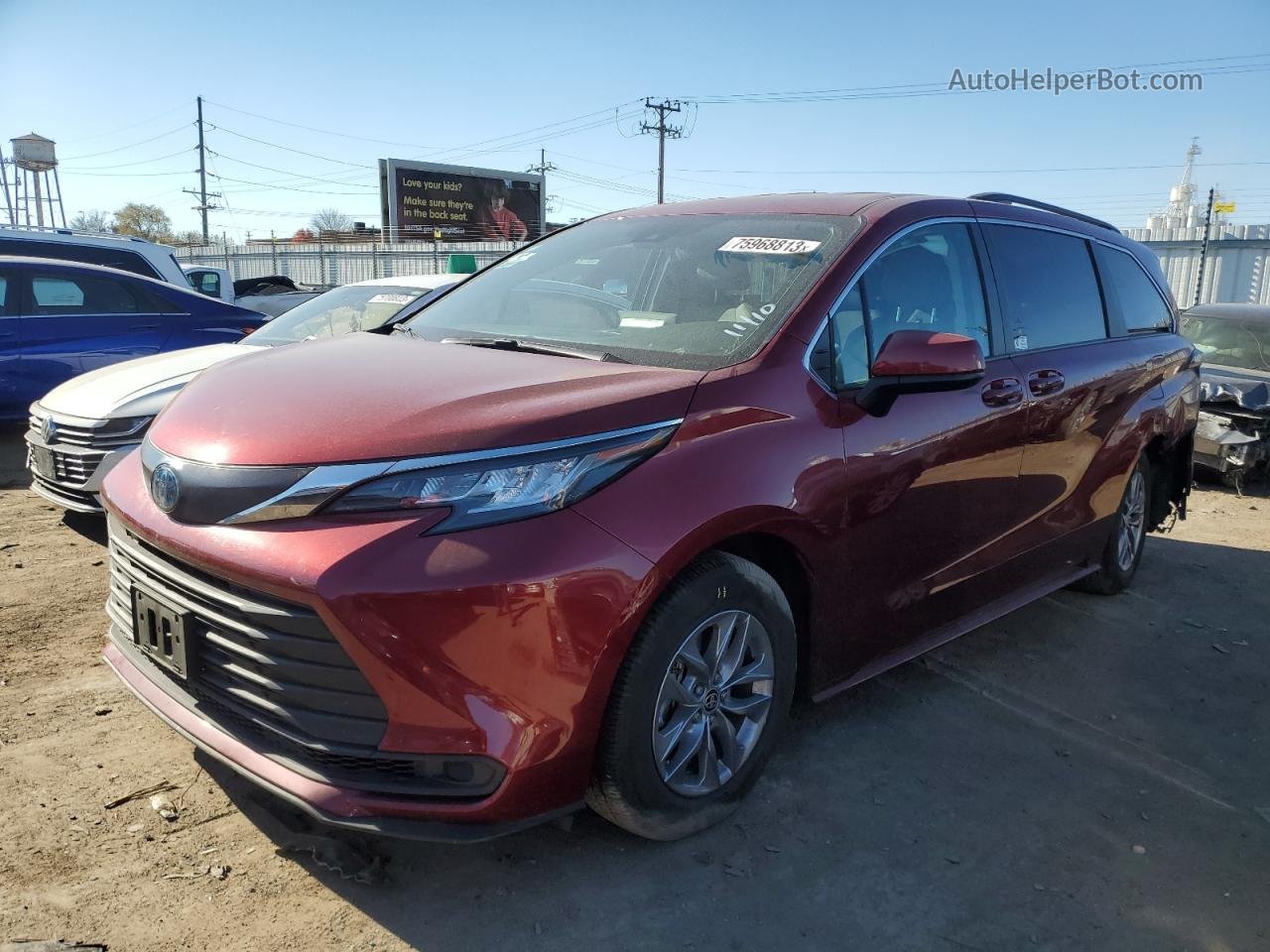 2022 Toyota Sienna Le Бордовый vin: 5TDKRKEC3NS134874