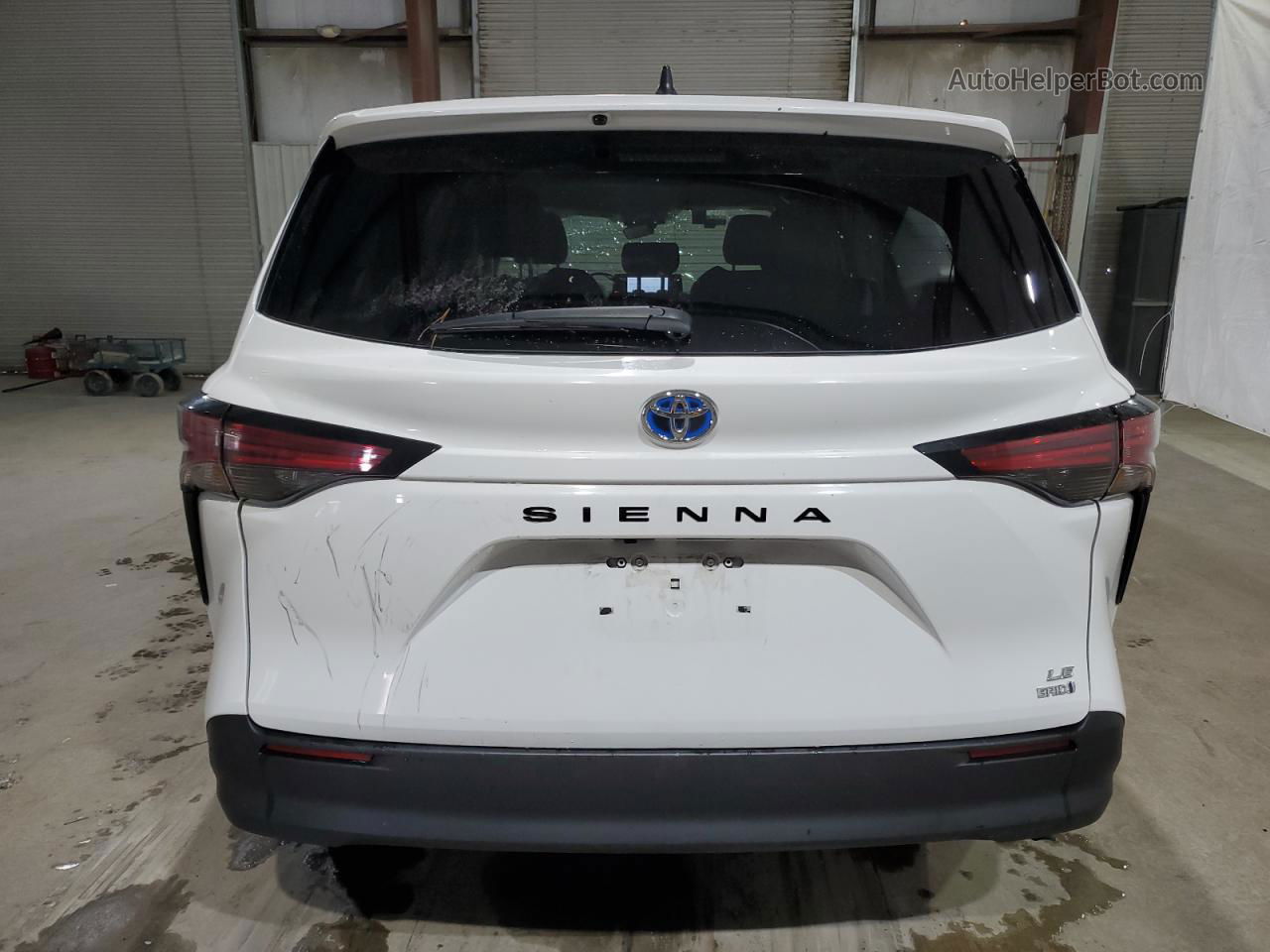 2022 Toyota Sienna Le White vin: 5TDKRKEC6NS084133