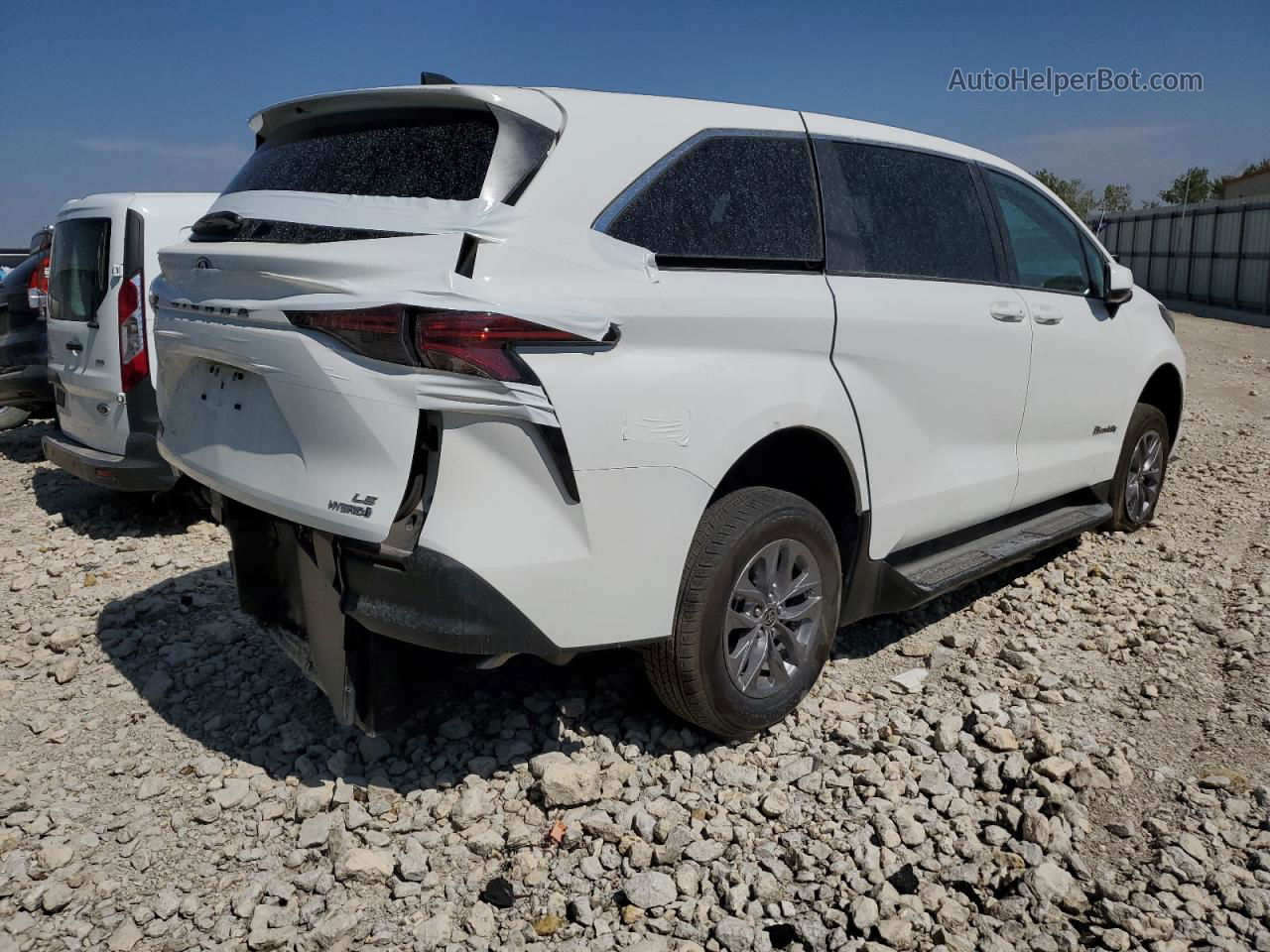 2022 Toyota Sienna Le White vin: 5TDKRKEC7NS131668