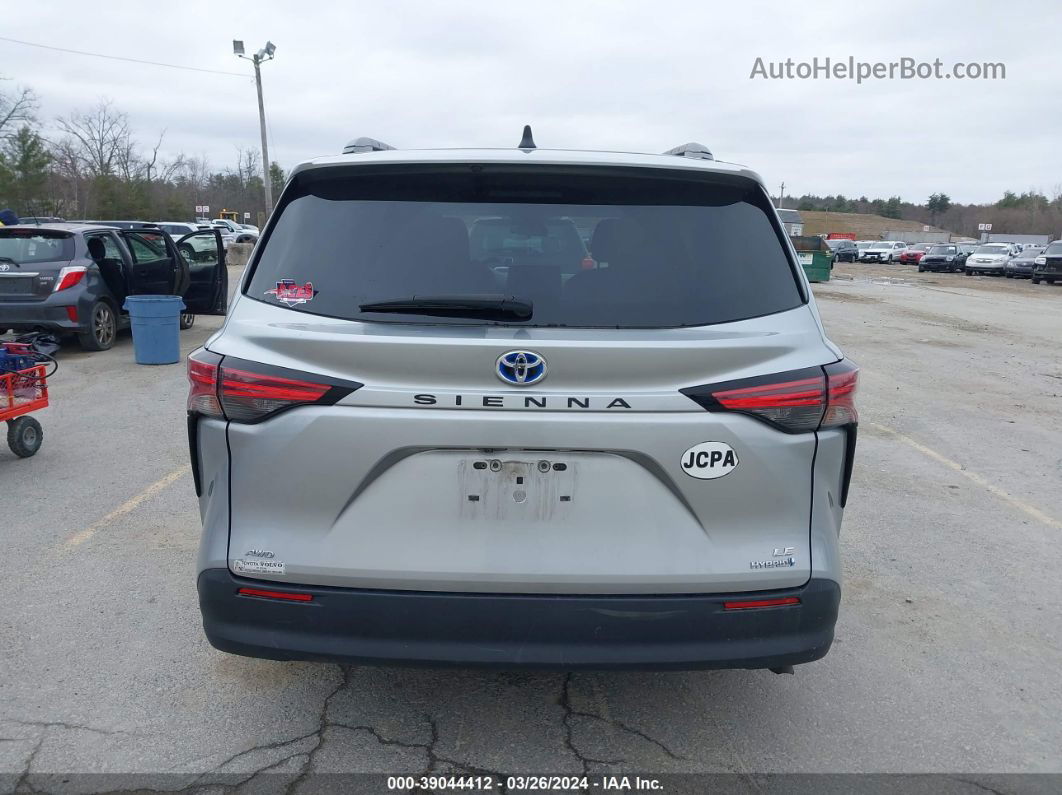 2022 Toyota Sienna Le Silver vin: 5TDKSKFC9NS046382