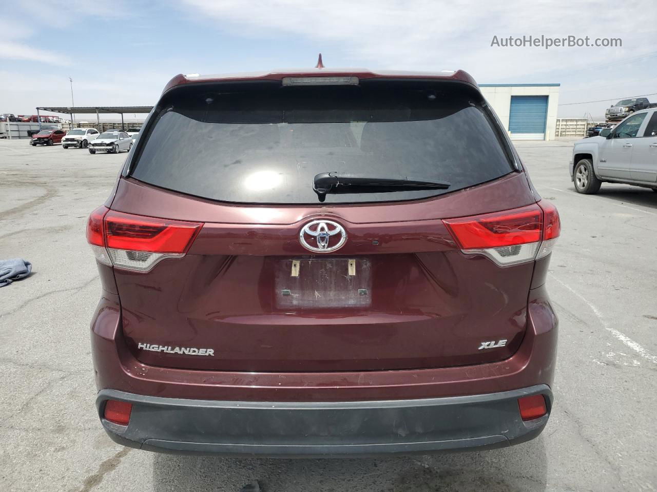 2019 Toyota Highlander Se Burgundy vin: 5TDKZRFH0KS335369