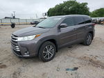 2019 Toyota Highlander Se Серый vin: 5TDKZRFH0KS560486