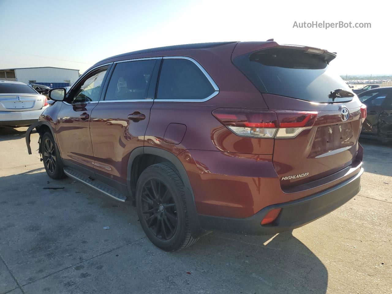 2019 Toyota Highlander Se Burgundy vin: 5TDKZRFH2KS352559