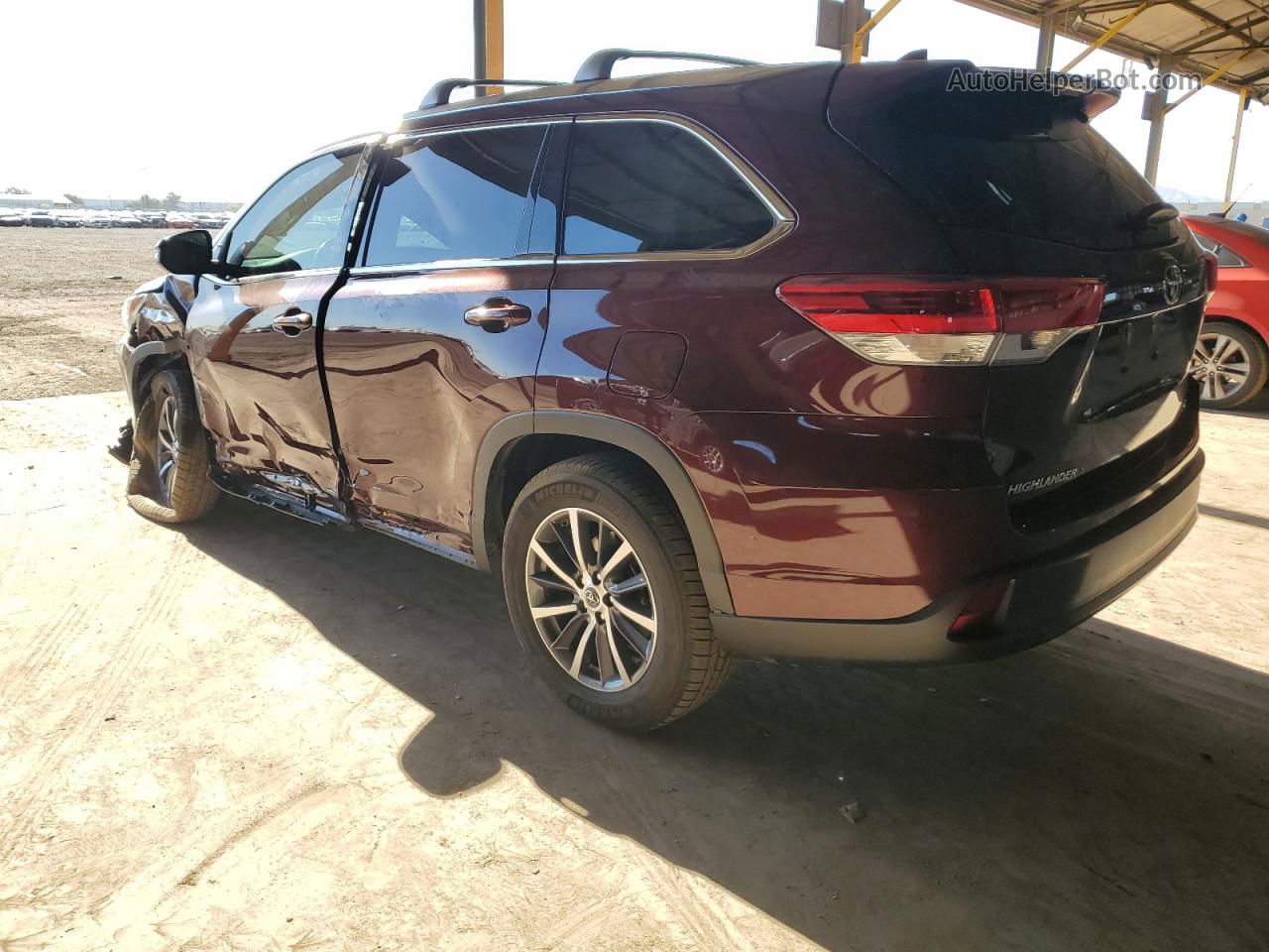 2019 Toyota Highlander Se Burgundy vin: 5TDKZRFH3KS364607