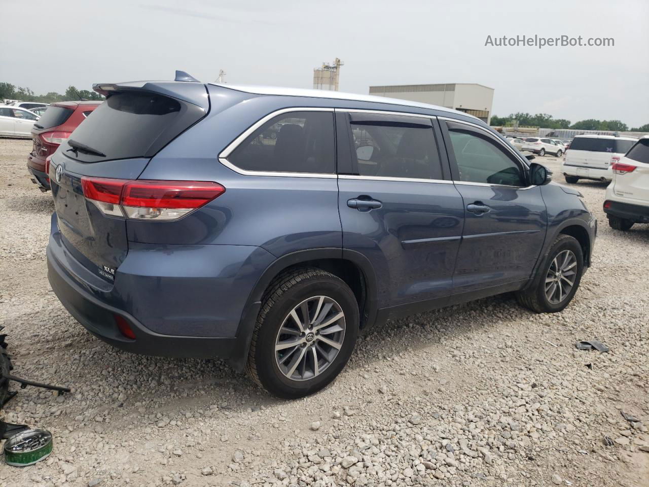 2019 Toyota Highlander Se Синий vin: 5TDKZRFH5KS314551