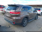 2019 Toyota Highlander Xle Brown vin: 5TDKZRFH5KS333746