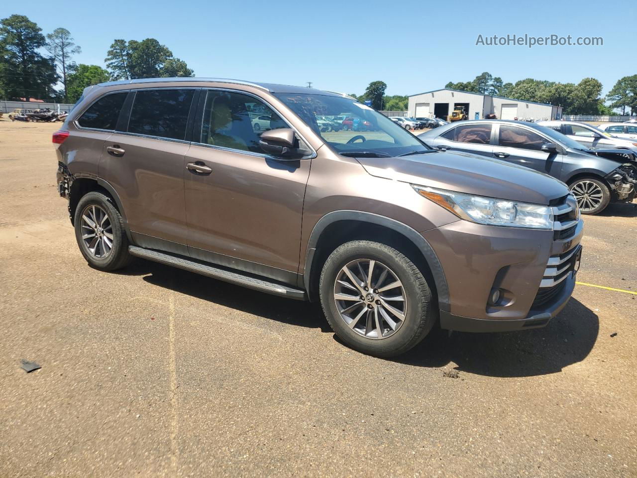 2019 Toyota Highlander Se Brown vin: 5TDKZRFH6KS331410