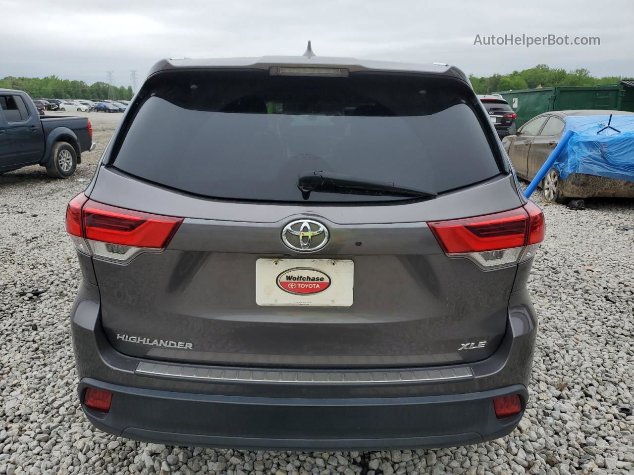 2019 Toyota Highlander Se Gray vin: 5TDKZRFH6KS555101