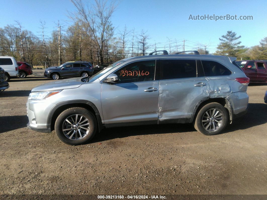 2019 Toyota Highlander Xle Silver vin: 5TDKZRFH8KS551924