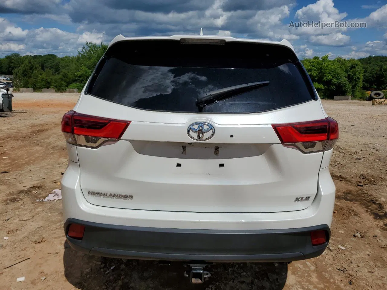 2019 Toyota Highlander Se Белый vin: 5TDKZRFH8KS556525