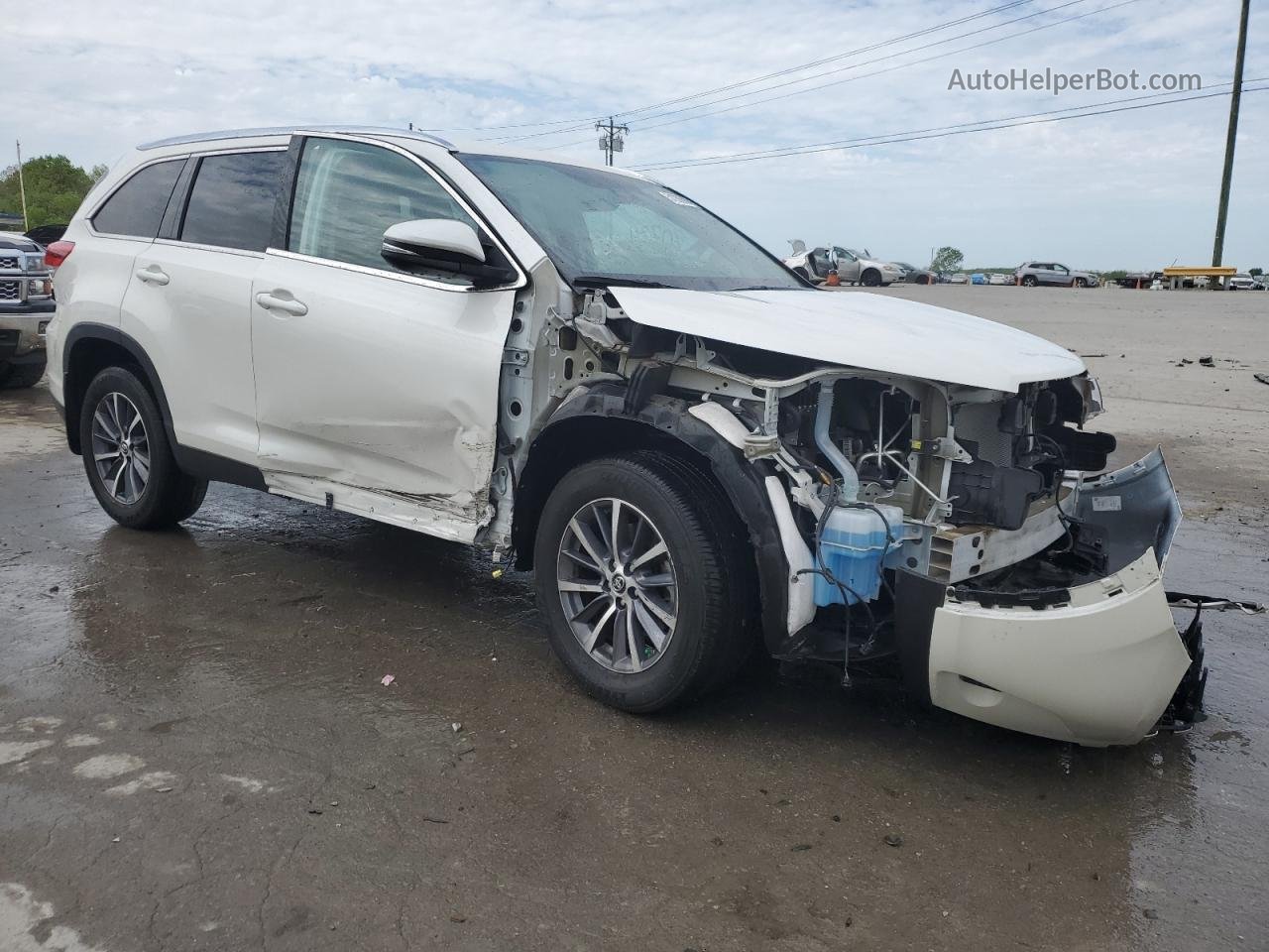 2019 Toyota Highlander Se White vin: 5TDKZRFH8KS563023