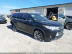 2019 Toyota Highlander Xle Black vin: 5TDKZRFH8KS572725