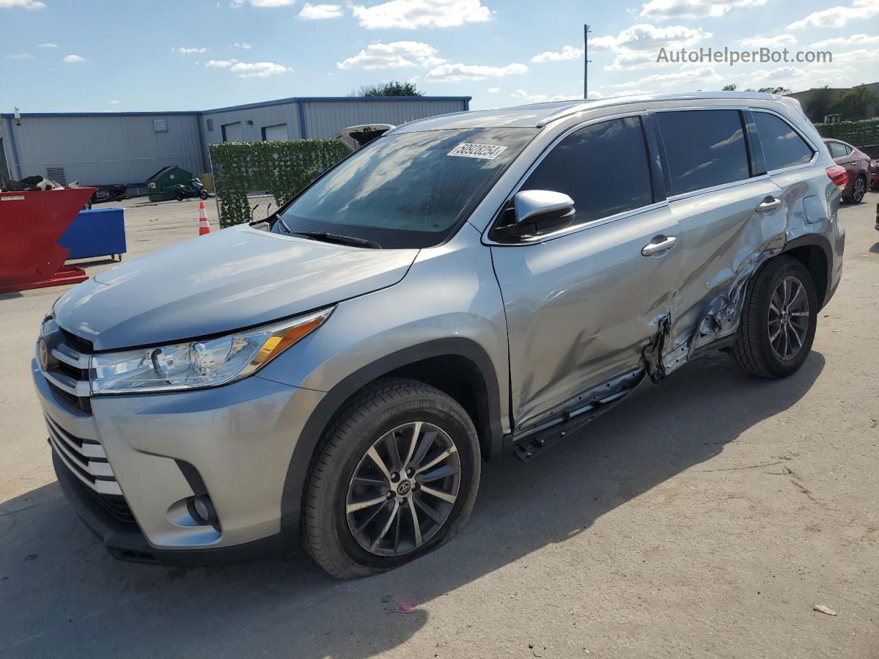 2019 Toyota Highlander Se Серебряный vin: 5TDKZRFHXKS328106