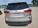 2019 Toyota Highlander Se Серебряный vin: 5TDKZRFHXKS328106