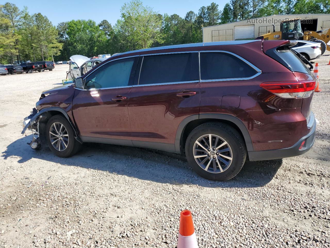 2019 Toyota Highlander Se Burgundy vin: 5TDKZRFHXKS339431