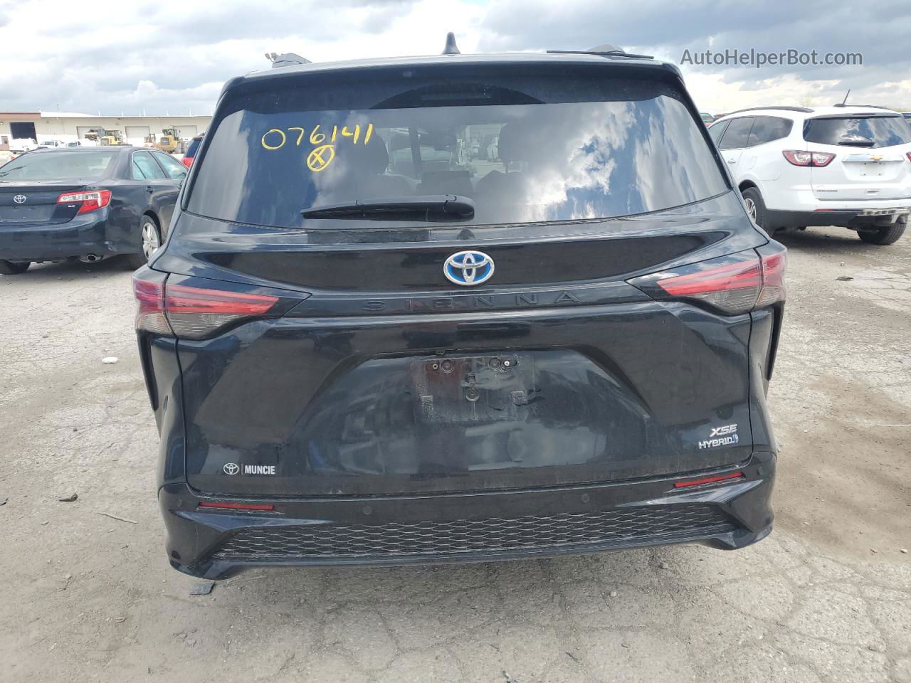 2022 Toyota Sienna Xse Black vin: 5TDXRKEC1NS076141