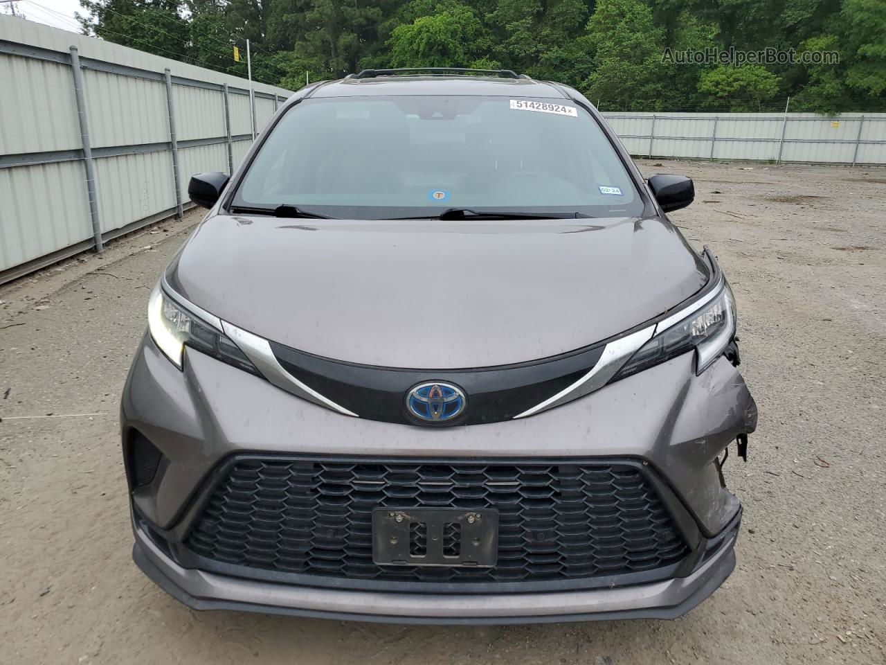 2022 Toyota Sienna Xse Charcoal vin: 5TDXRKEC1NS106769