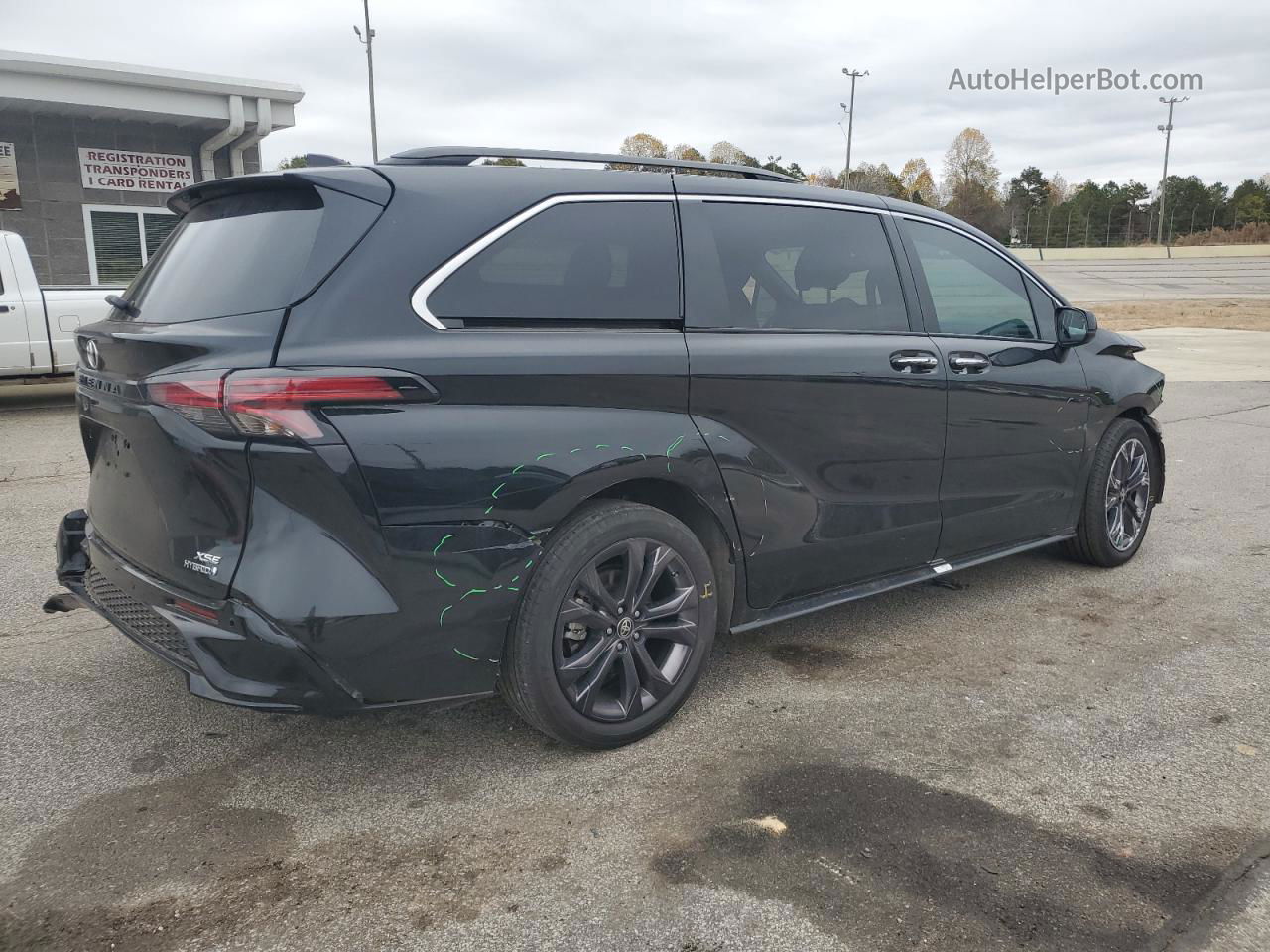 2022 Toyota Sienna Xse Black vin: 5TDXRKEC3NS131706