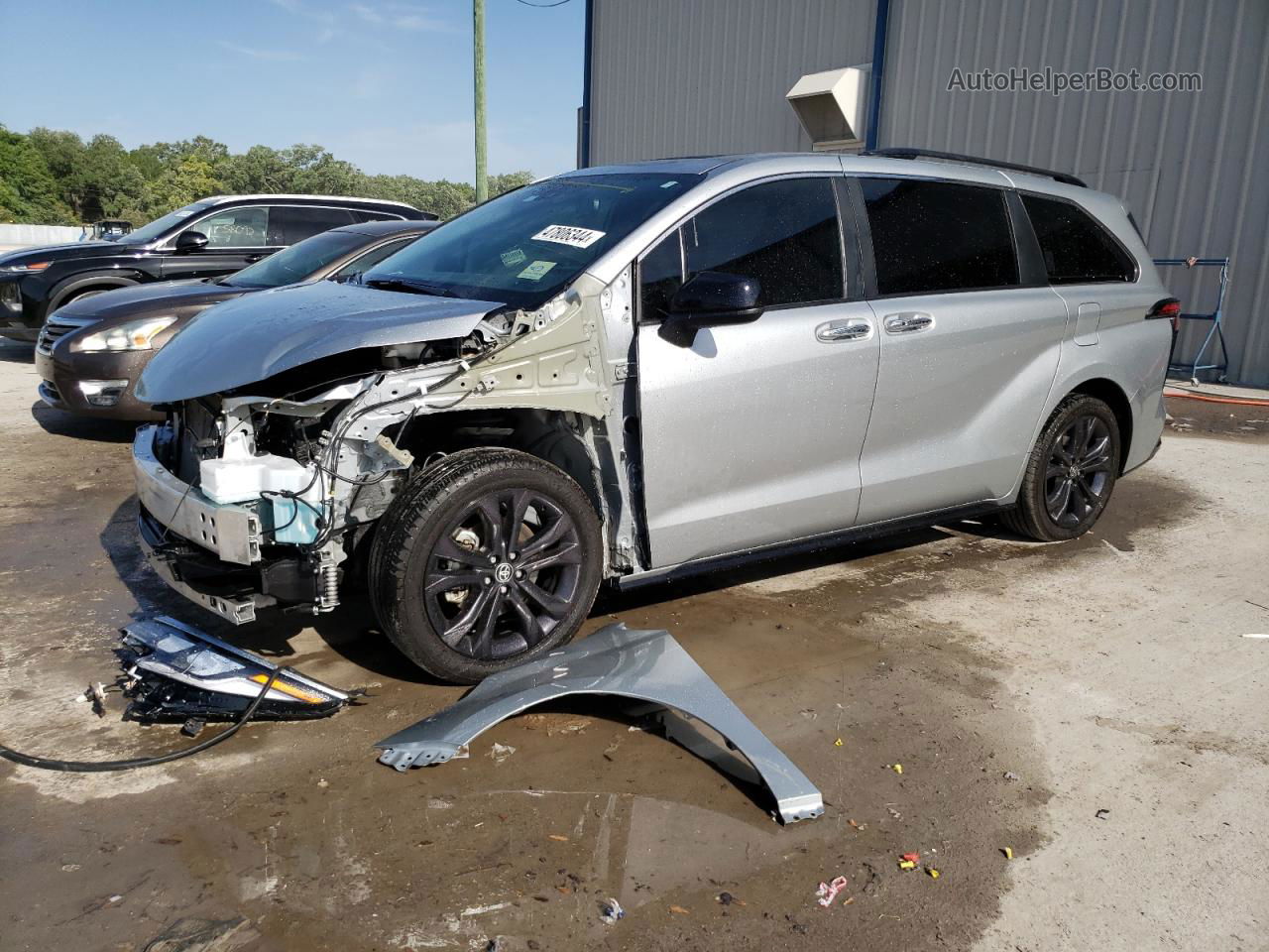 2022 Toyota Sienna Xse Silver vin: 5TDXRKEC6NS130758