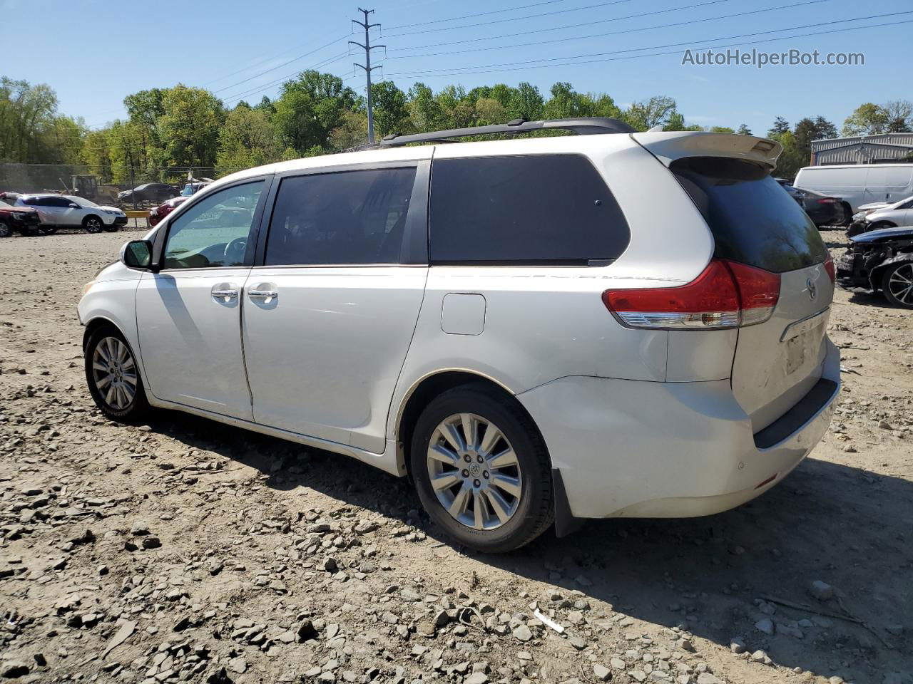 2014 Toyota Sienna Xle White vin: 5TDYK3DC2ES417157