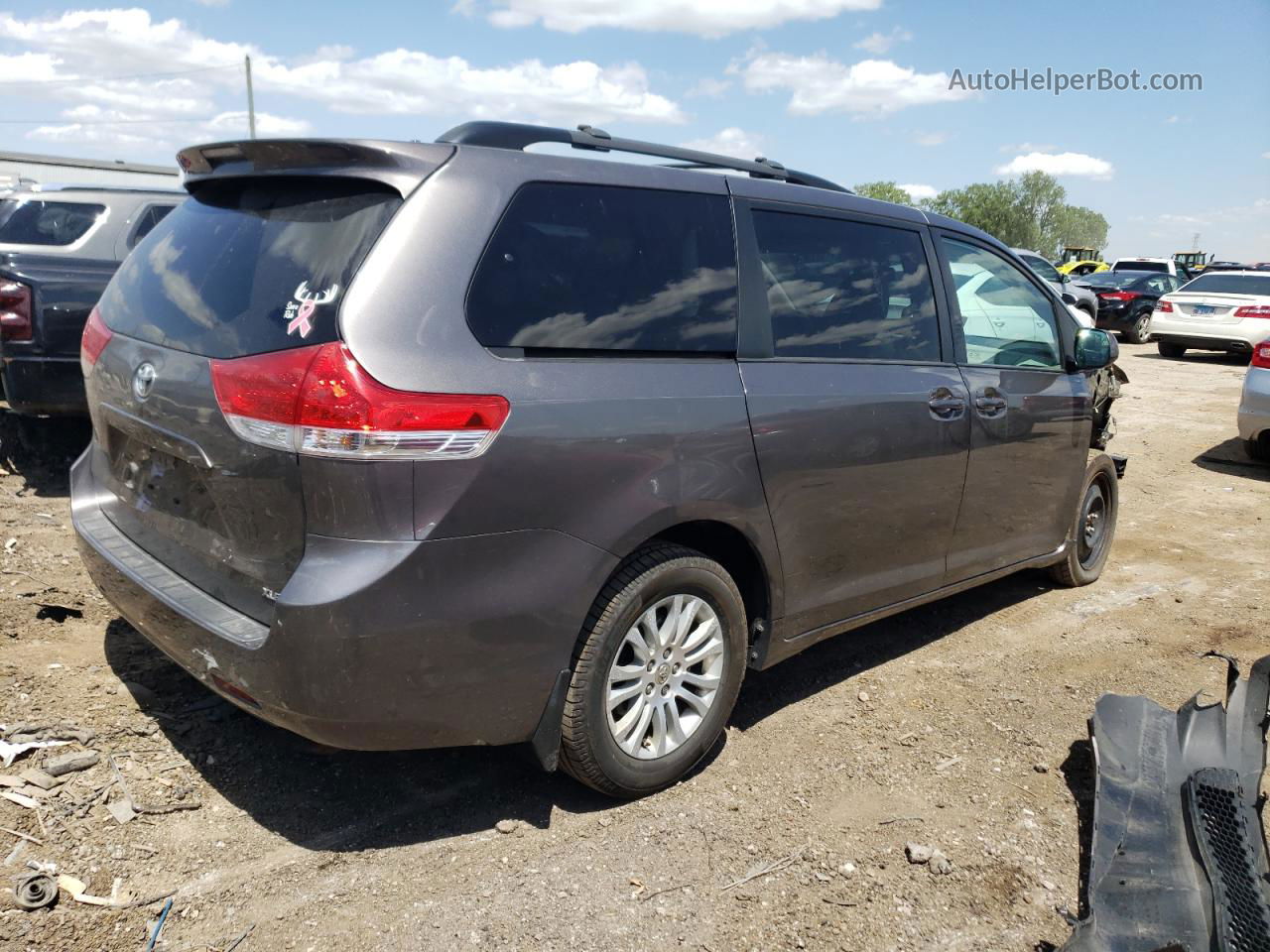 2014 Toyota Sienna Xle Charcoal vin: 5TDYK3DC3ES408595