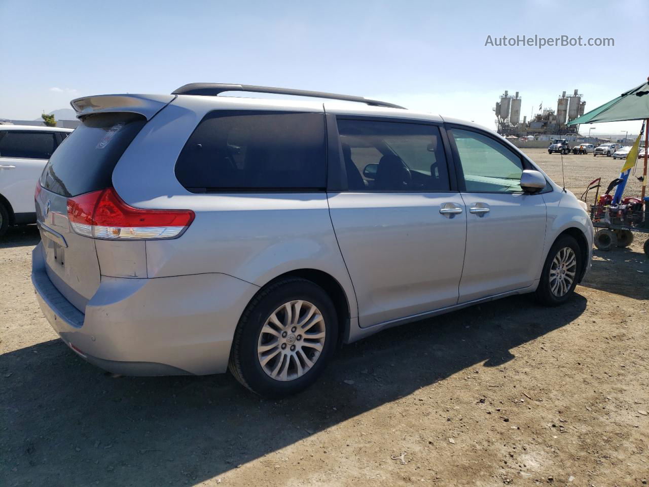 2014 Toyota Sienna Xle Blue vin: 5TDYK3DC3ES509605