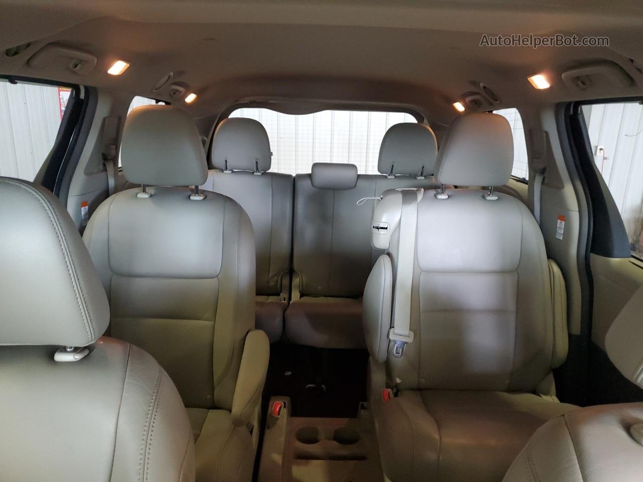 2015 Toyota Sienna Xle Белый vin: 5TDYK3DC3FS546235